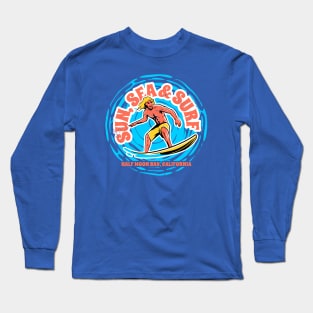 Vintage Sun, Sea & Surf Half Moon Bay, California // Retro Surfing // Surfer Catching Waves Long Sleeve T-Shirt